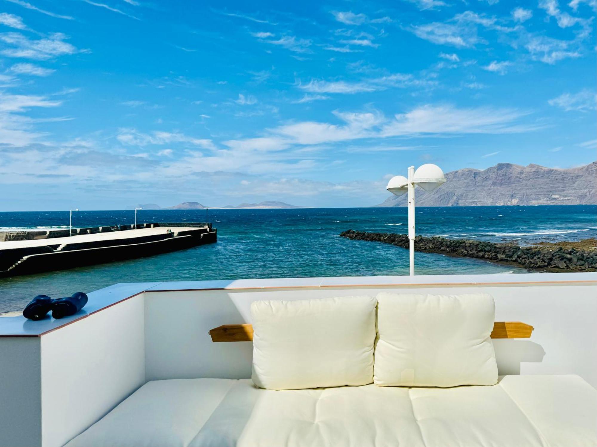 Canaryislandshost I Marino Famara Kültér fotó