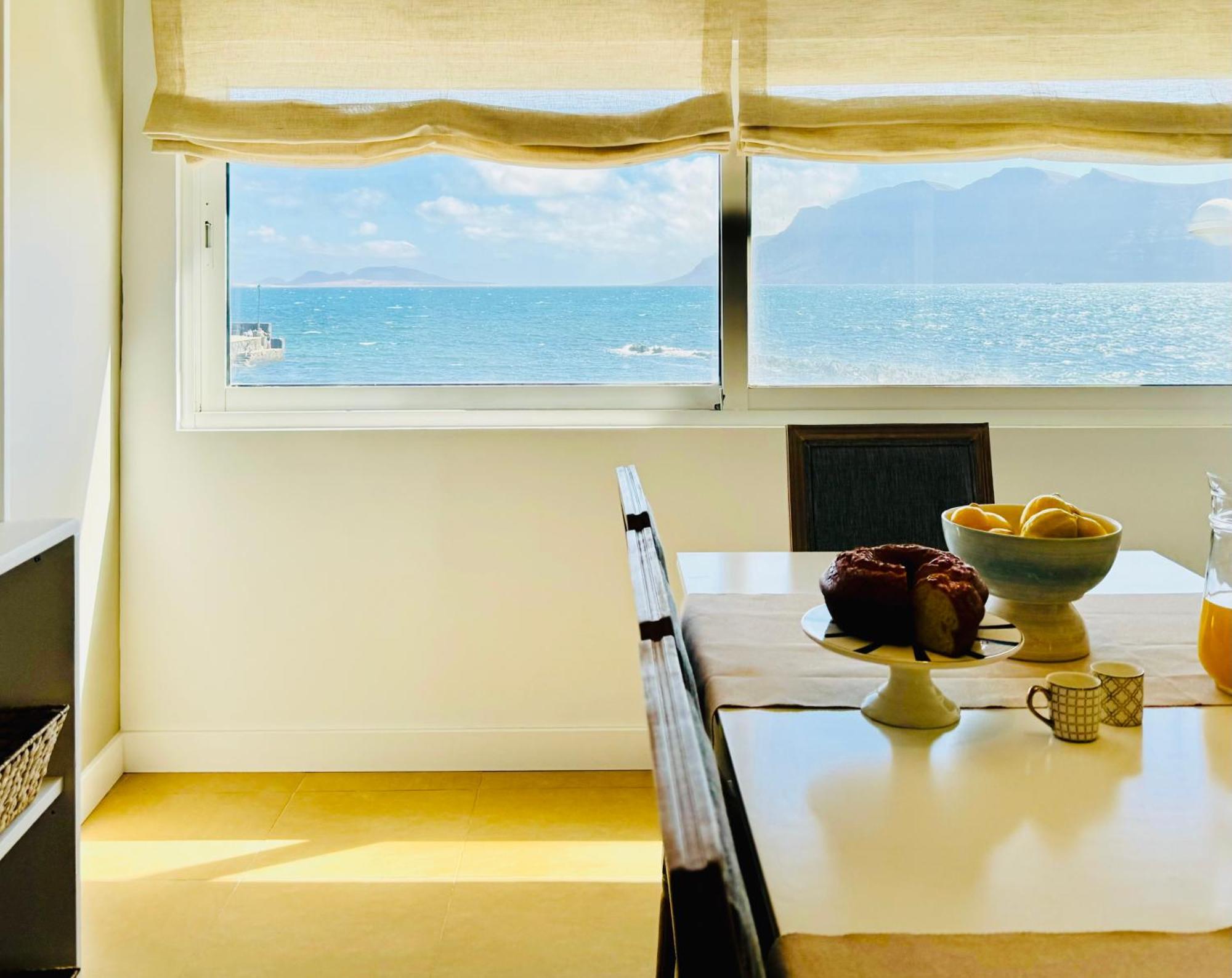 Canaryislandshost I Marino Famara Kültér fotó
